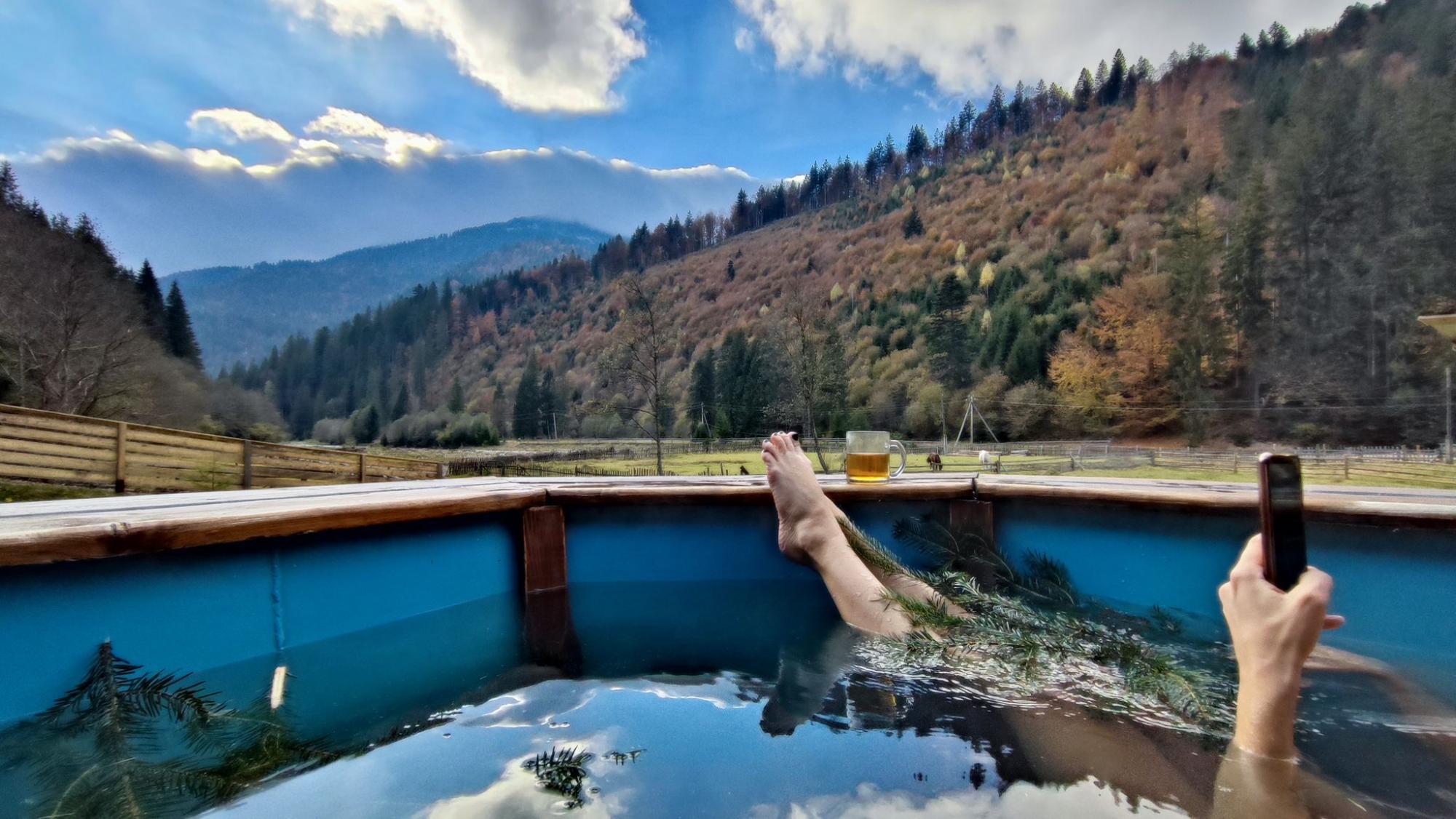 Осінь у Карпатах. Ідеальний дводенний маршрут для мандрівки у міжсезоння